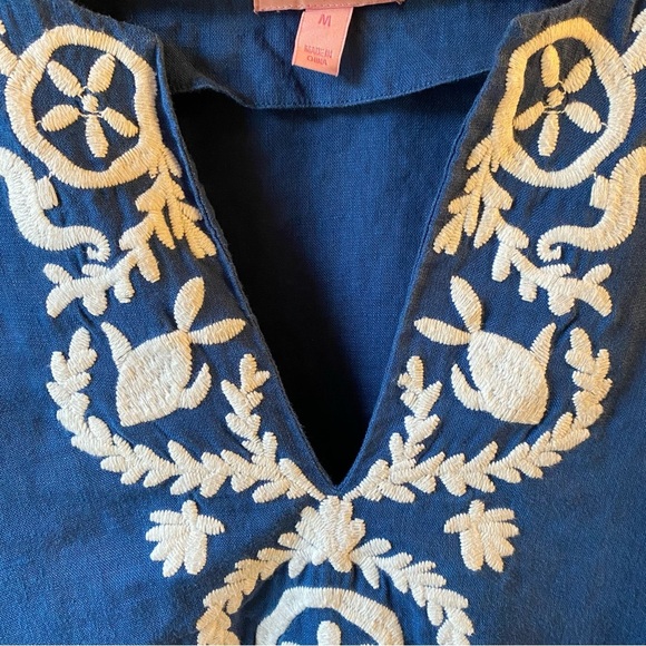 Lilly Pulitzer Blue Embroidered V Neck 100% Linen Blouse Women’s Size Medium - Picture 4 of 13